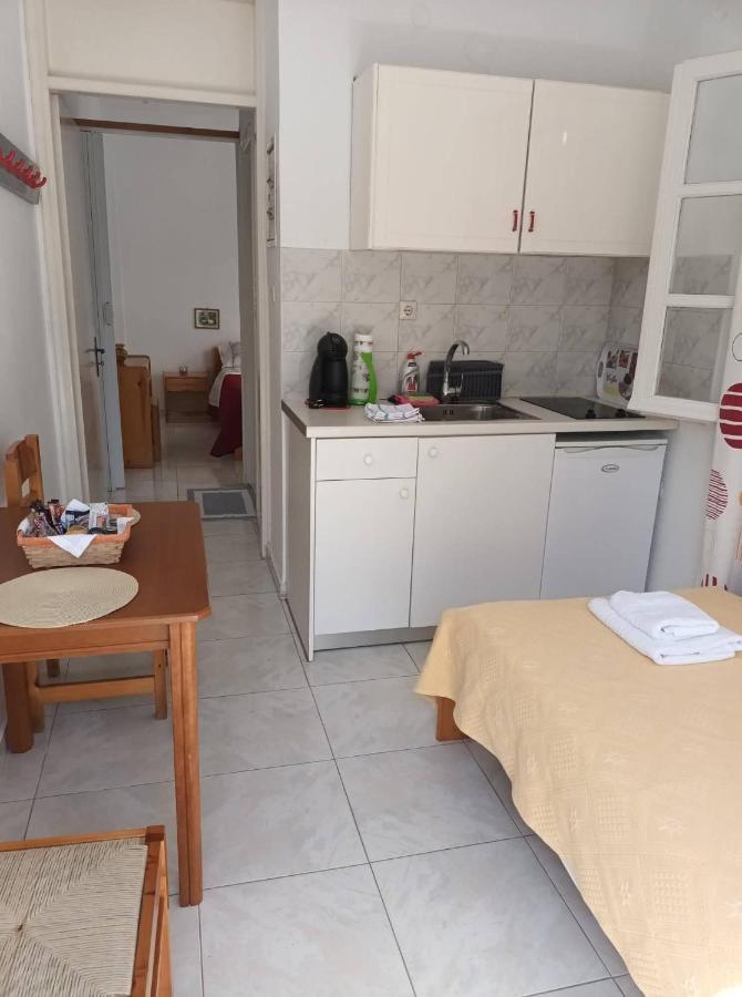 Dioni Lux Inn 2 Pachaina Exterior foto