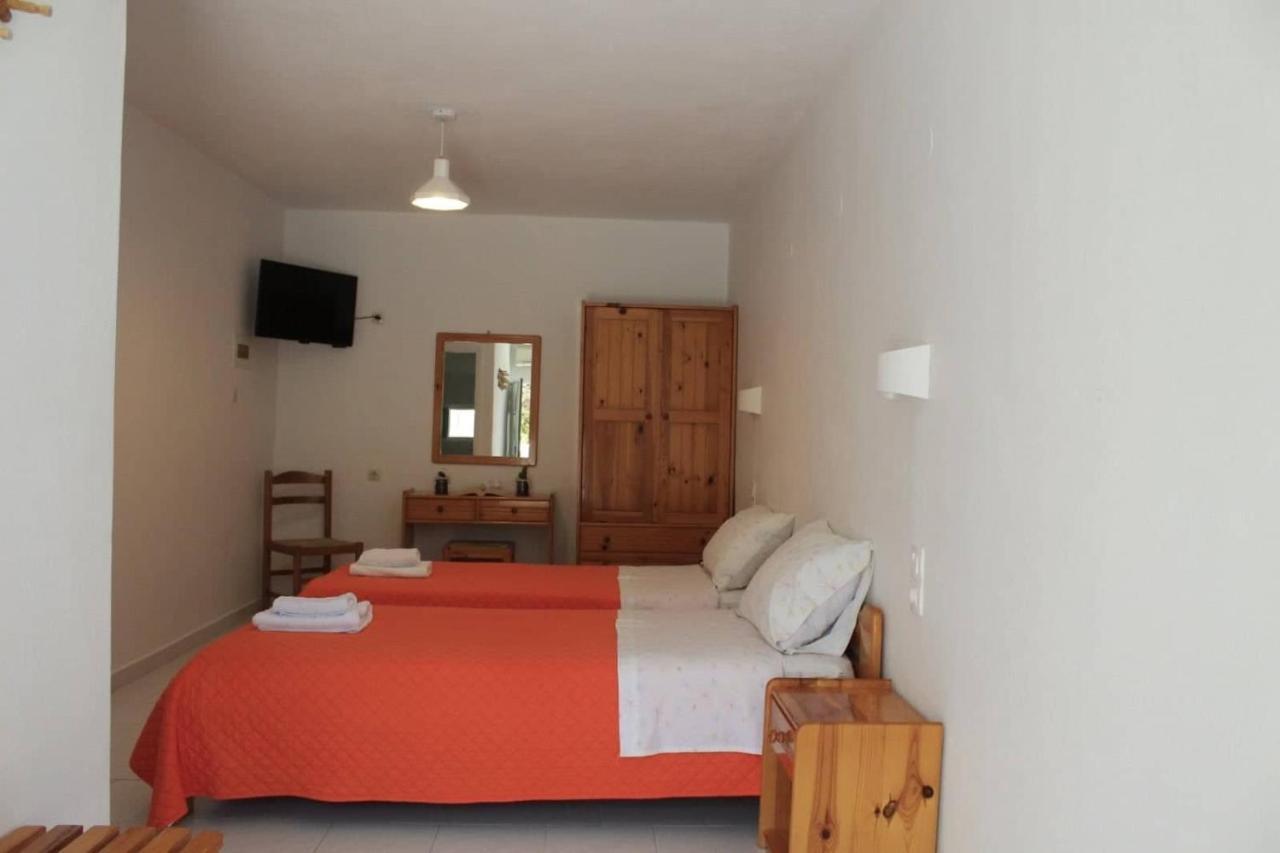 Dioni Lux Inn 2 Pachaina Exterior foto