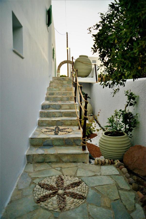 Dioni Lux Inn 2 Pachaina Exterior foto